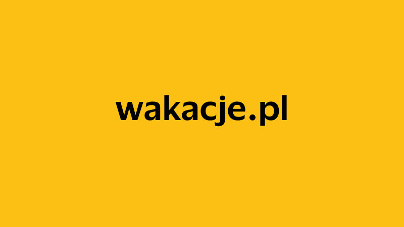 yellow square with company website name of wakacje.pl